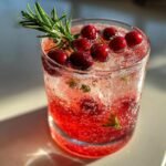 gin christmas cocktail recipe holiday sips