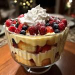 10-Minute Christmas Trifle Dessert—The Showstopper Your Table Needs 4 christmas trifle desserts
