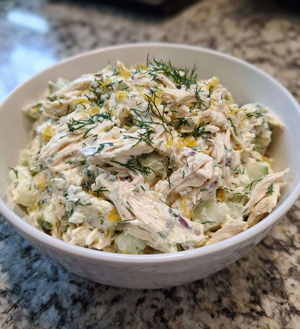 15-Minute Heavenly Tzatziki Chicken Salad with Cool Garlic Goodness 3 heavenly tzatziki chicken salad cool garlic goodness - detail 1