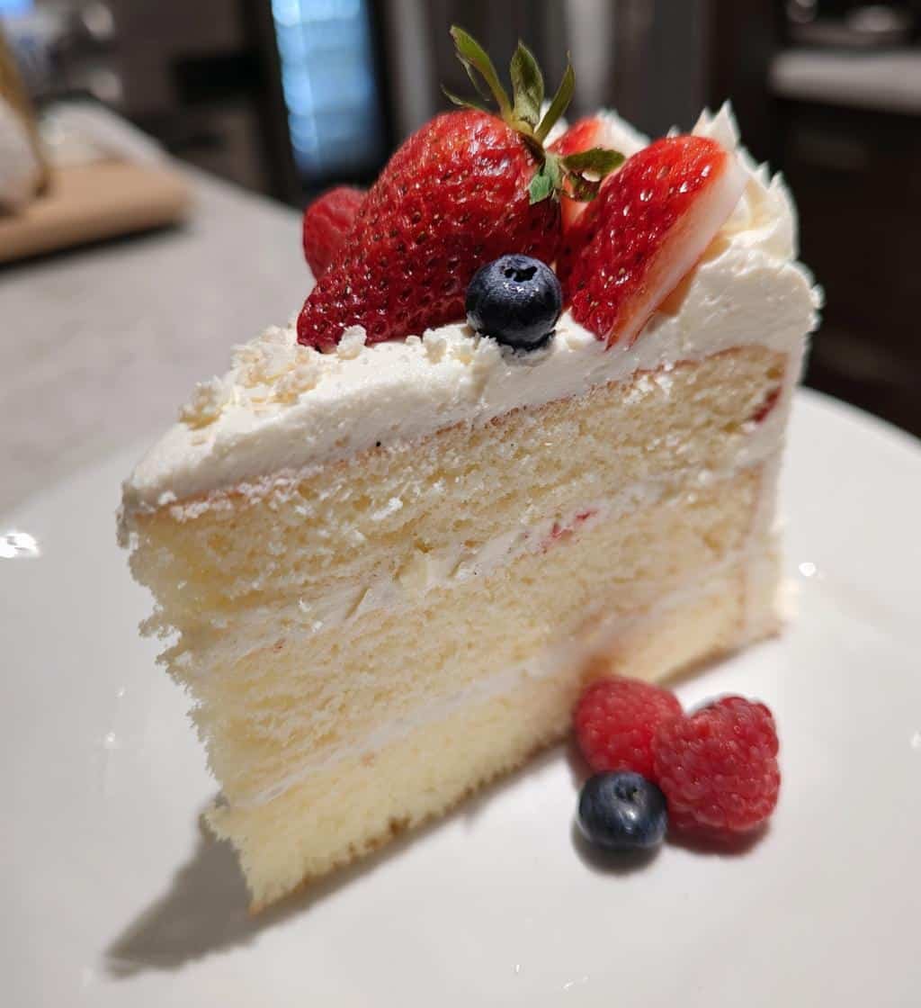 white heart cake birthday recipe - detail 1